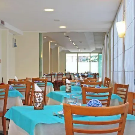 Royal 3* 米萨诺阿德里亚蒂科