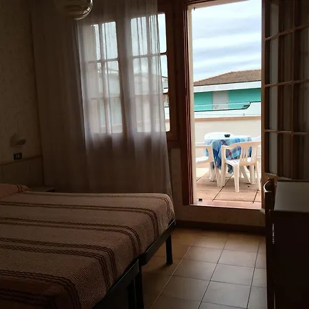 Royal Hotel 3*