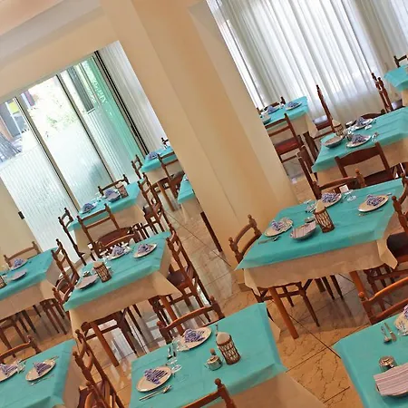 酒店 Royal 米萨诺阿德里亚蒂科