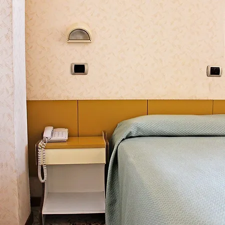 Royal Hotel 3*