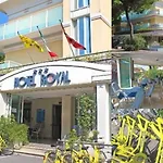 Royal Hotel